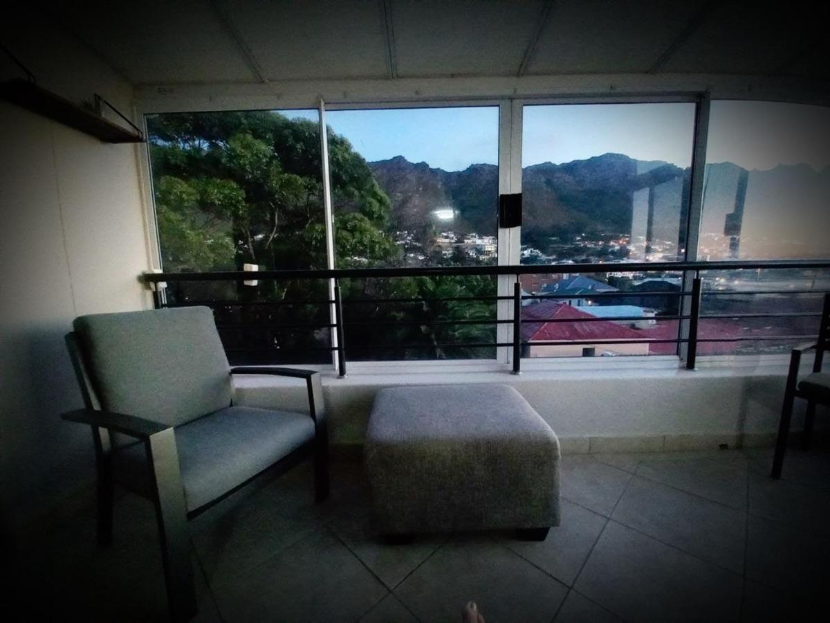 Bay-Side Apartment, Gordon'S Bay Екстер'єр фото