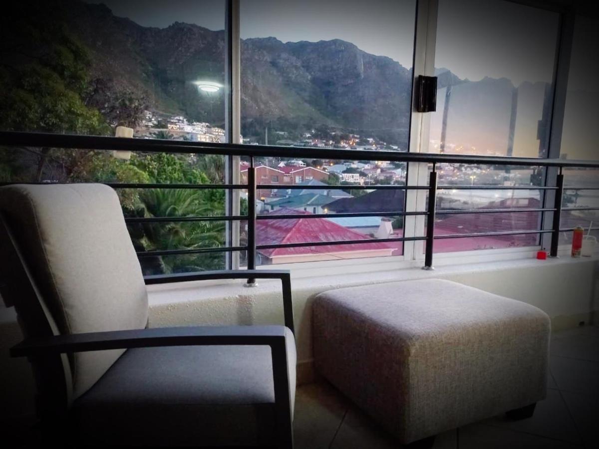 Bay-Side Apartment, Gordon'S Bay Екстер'єр фото